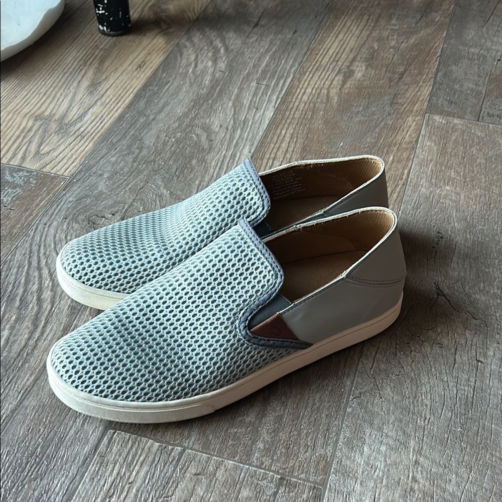 Olukai pehuae casual shoes light grey